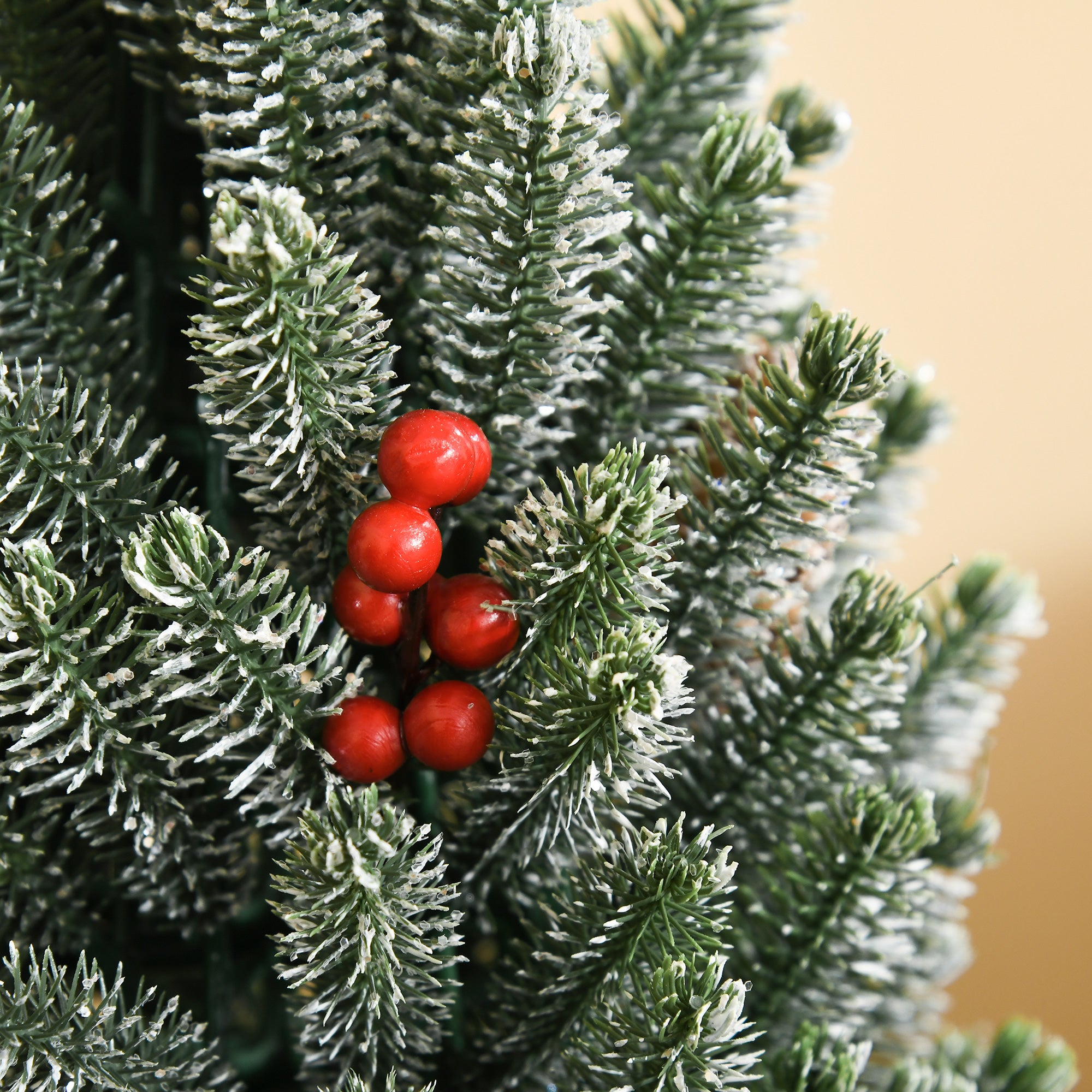 Homcom Mini Kerstboom in  Pot met Dennenappels en Rode Bessen 50 cm