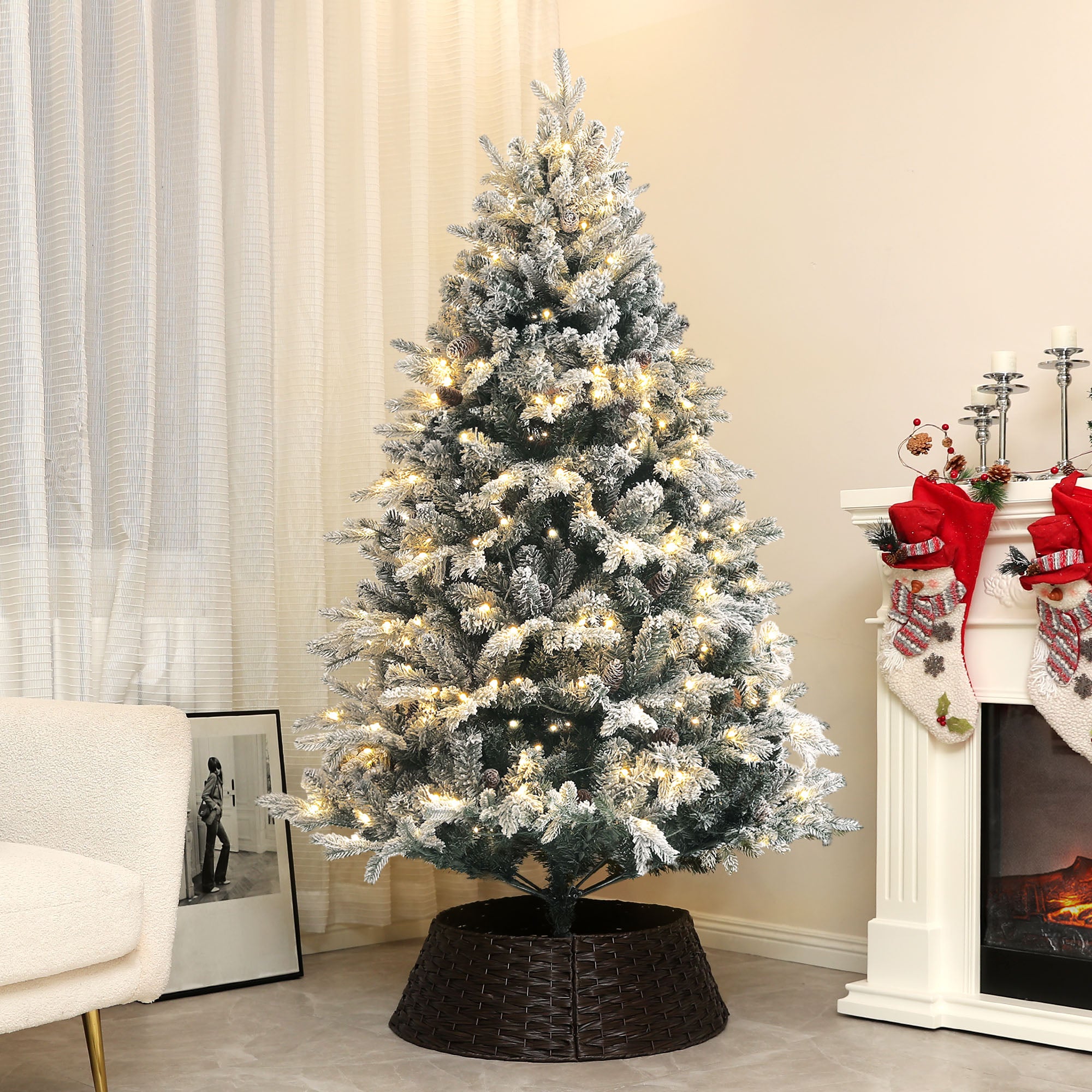 Homcom Kerstboom met Sneeuw met LED Verlichting Ø116 - 180 cm - Metalen voet