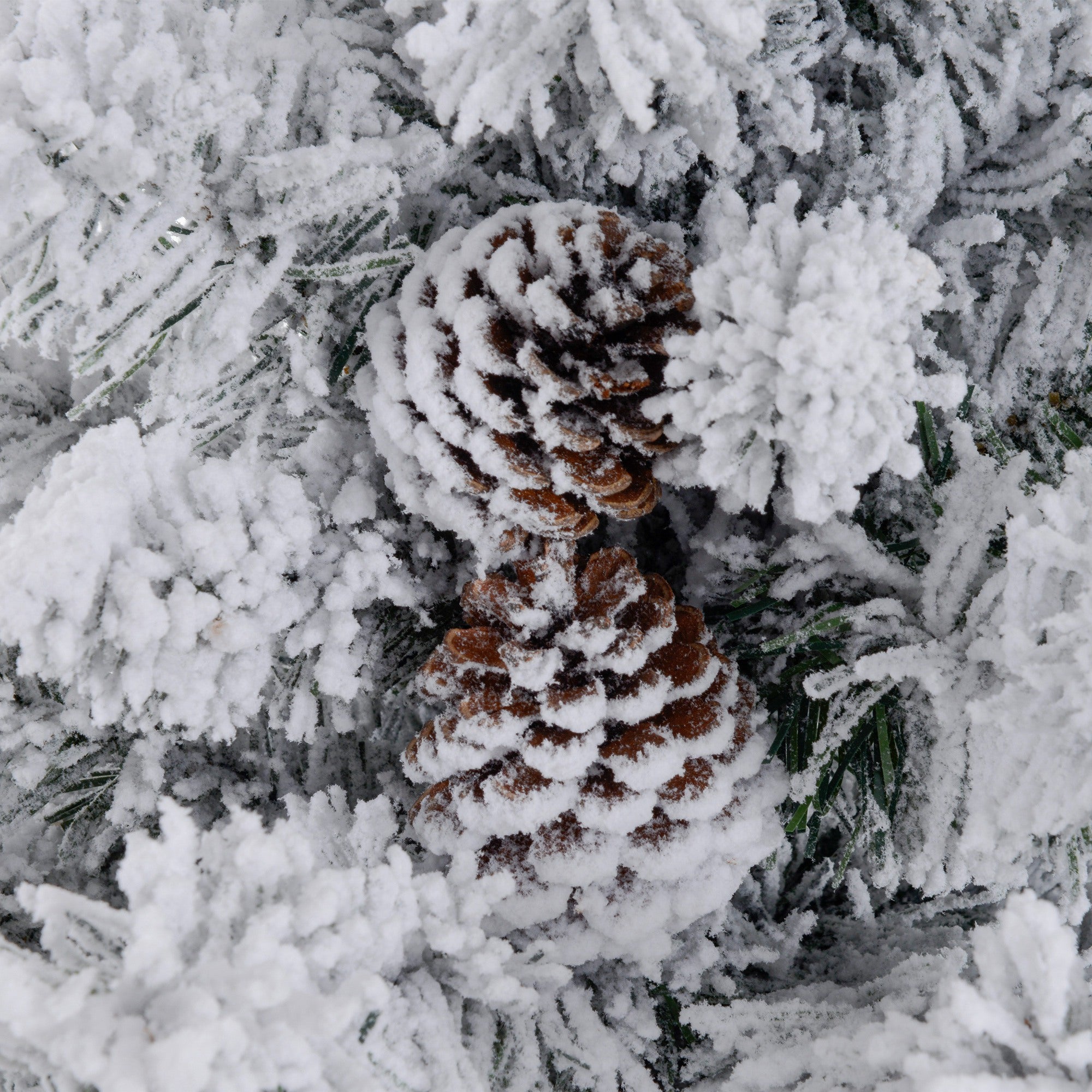 Homcom Mini Kerstboom 92 cm met LED-verlichting sneeuwtakken en dennenappels
