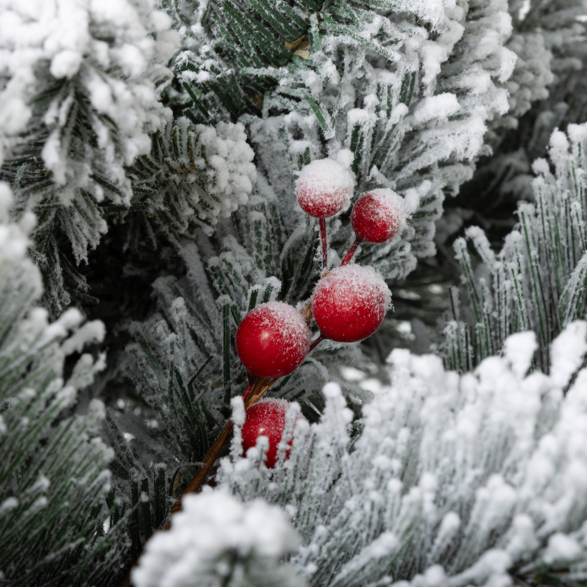 Set van 2 Homcom Kerstbomen met LED verlichting - met prikpen 107 cm