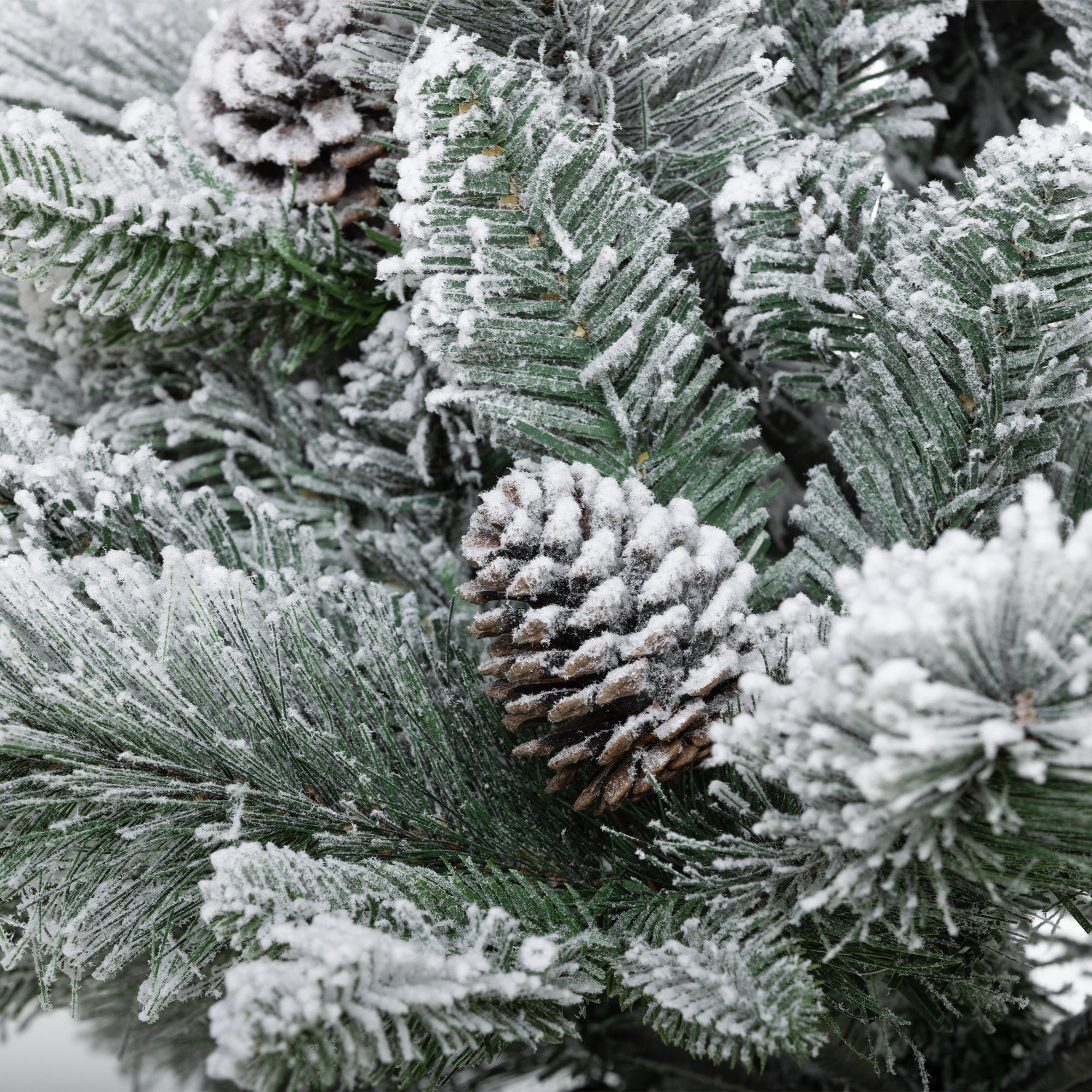 Set van 2 Homcom Kerstbomen met LED verlichting - met prikpen 107 cm