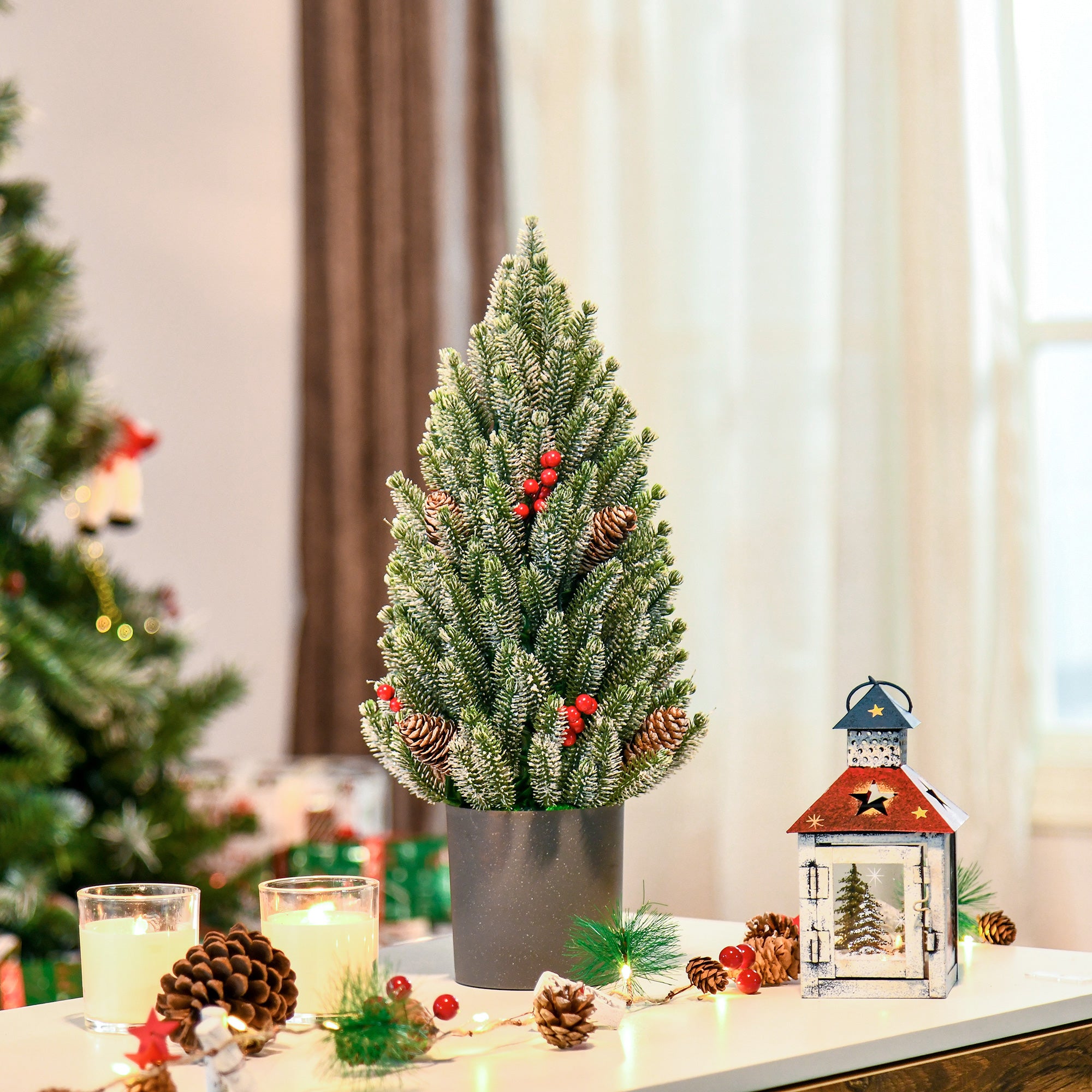 Homcom Mini Kerstboom in  Pot met Dennenappels en Rode Bessen 50 cm