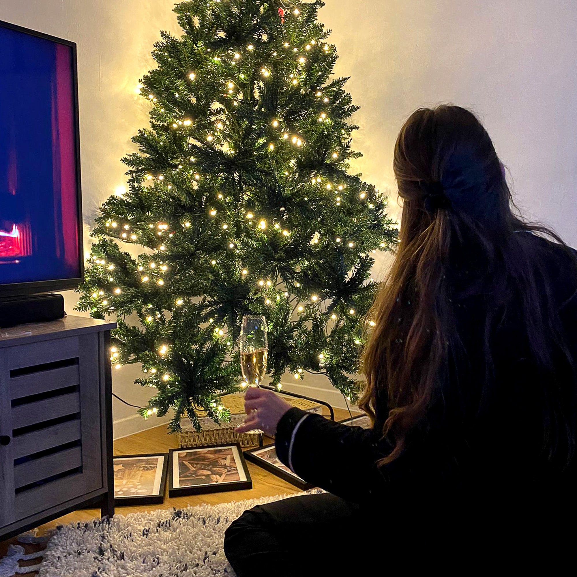 Homcom Kerstboom met 700 warm witte LED - 2154 takken Ø142 x 210H cm