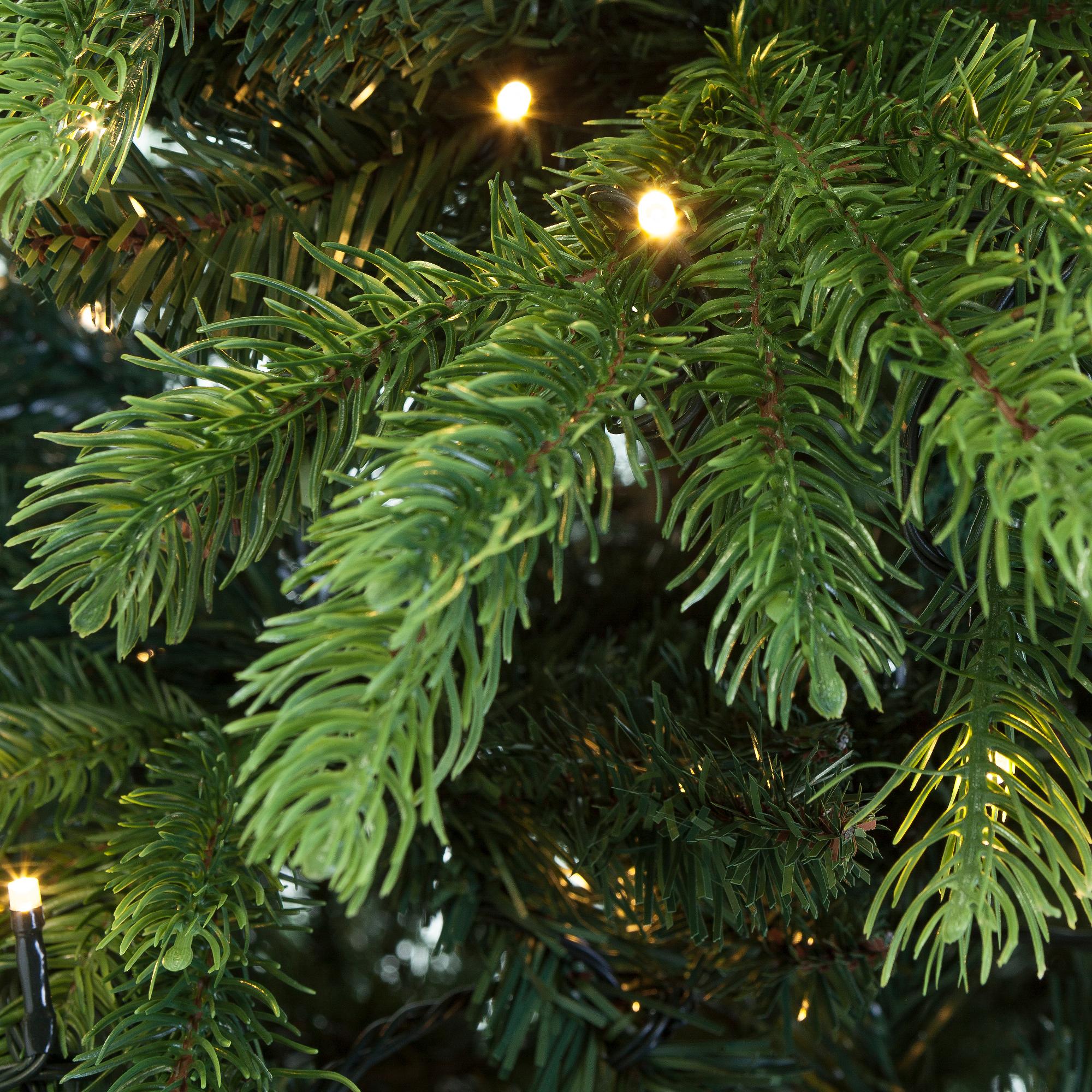 Premium Christmas tree Excellent Trees® LED Kalmar 150 cm with lighting - 210 lights